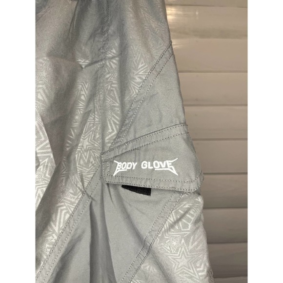 BODY GLOVE BOARD SHORTS - MENS 34 - Picture 3 of 4